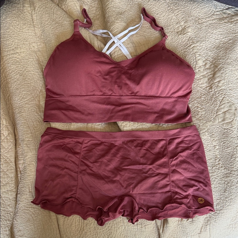 Women's Burgundy Intimate Set